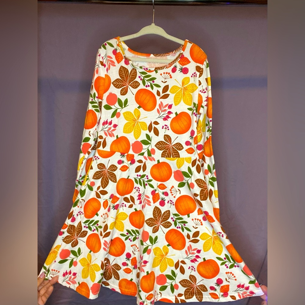 🧡Fall Leaves 🍂Dress 👗